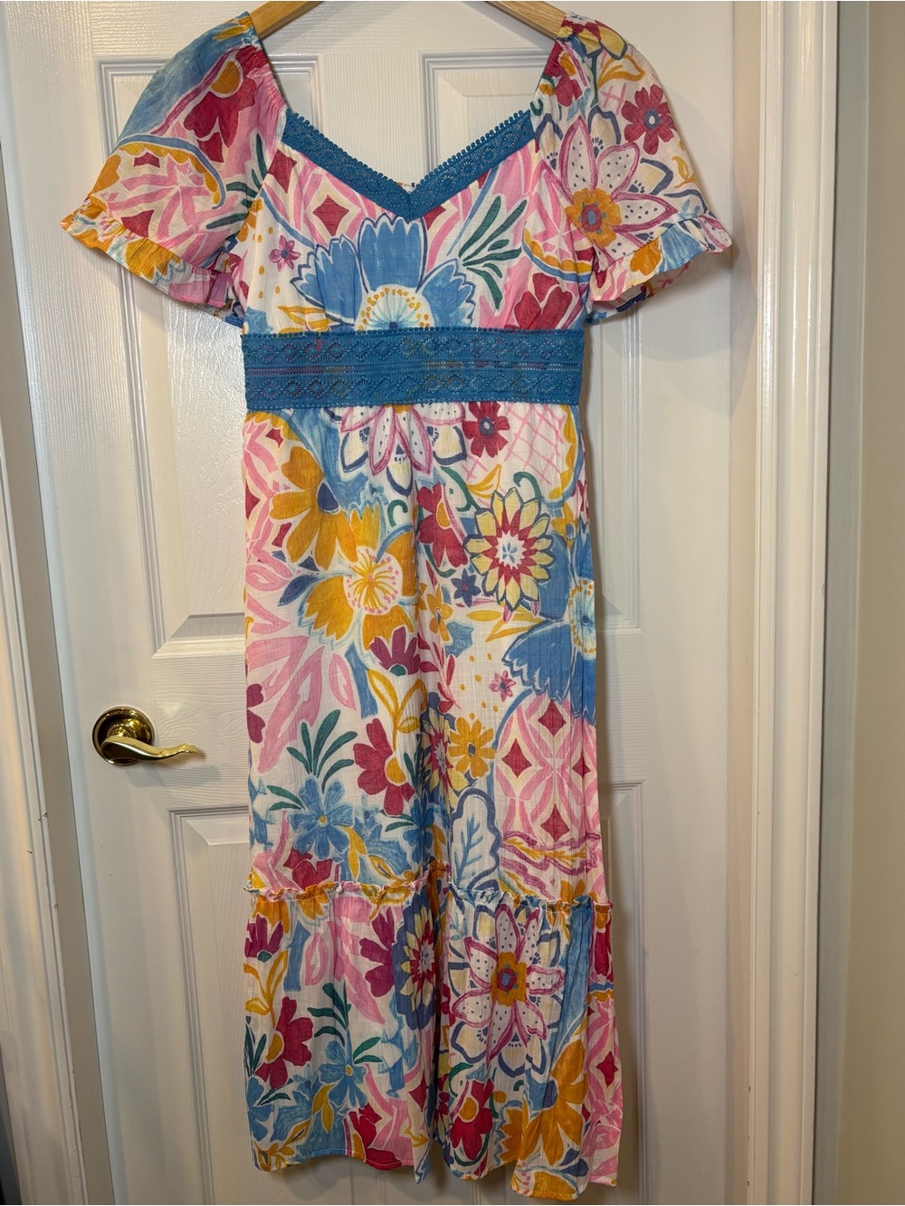 Luxology Blue-Trim Floral V-Neck Dress